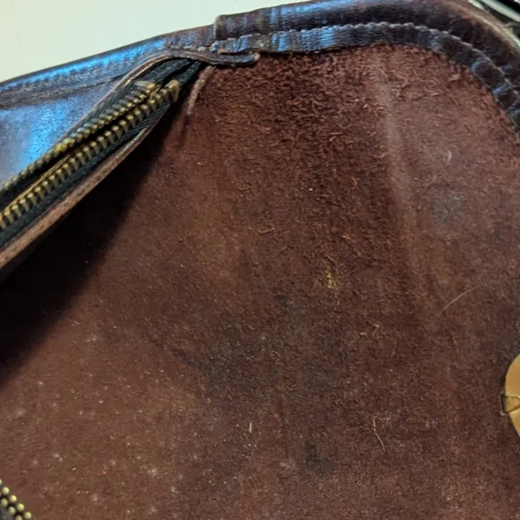 Coach Vintage Leather Clutch Rare Turnlock Goldtone Clasp 1980's - Picture 4 of 11